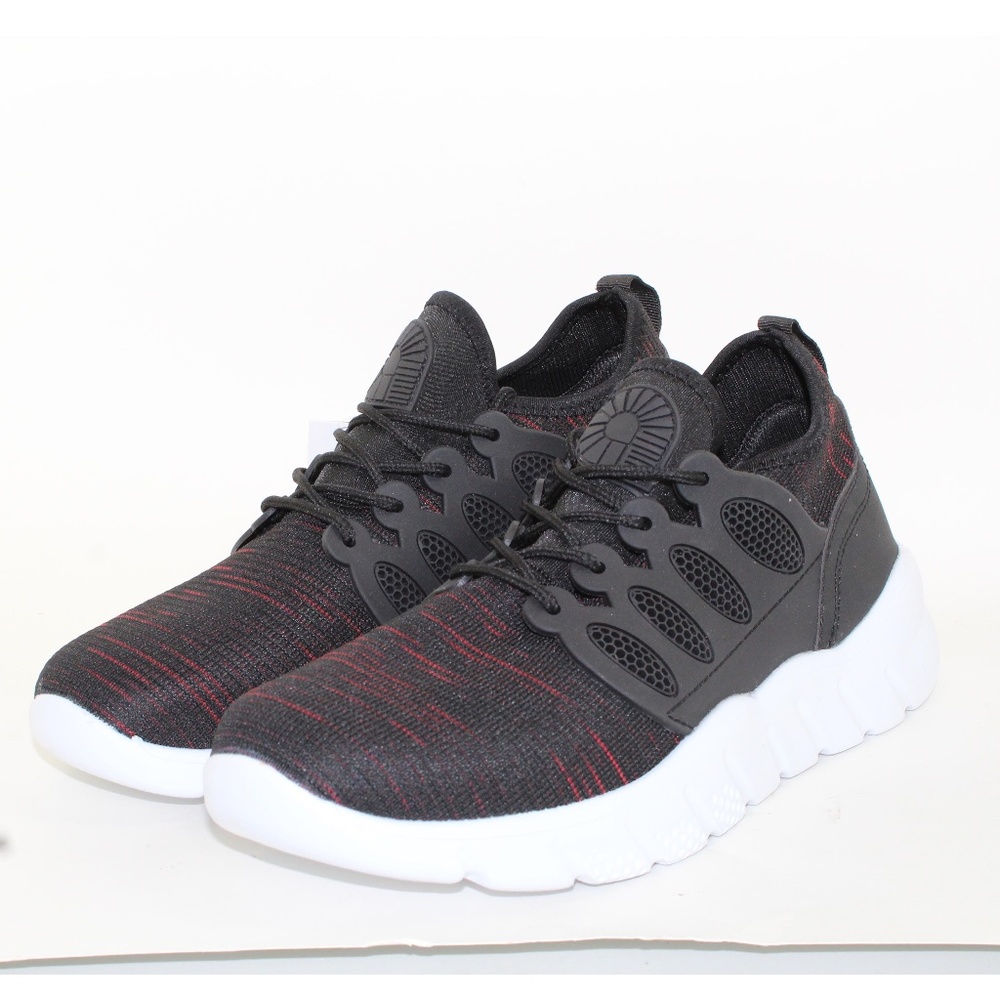 Akademiks Men Sneakers. Size 10